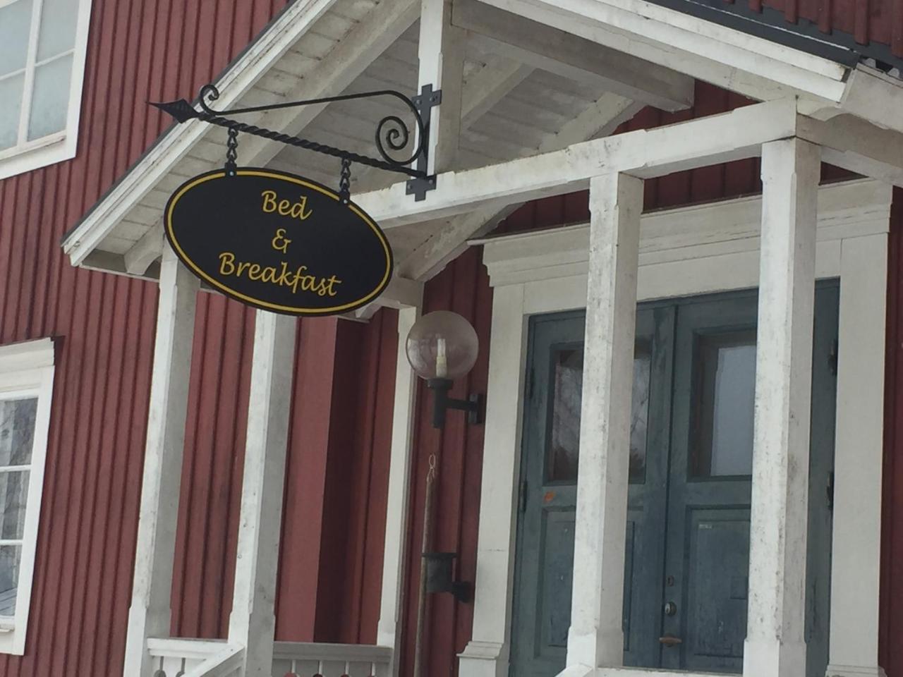 Edelviks Hotell & Vandrarhem Burträsk Exterior photo